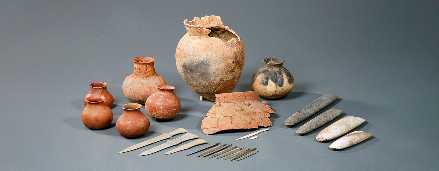 선사시대의 무덤 사진